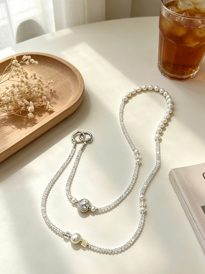 Crystal pearl phone lanyard with blue heart